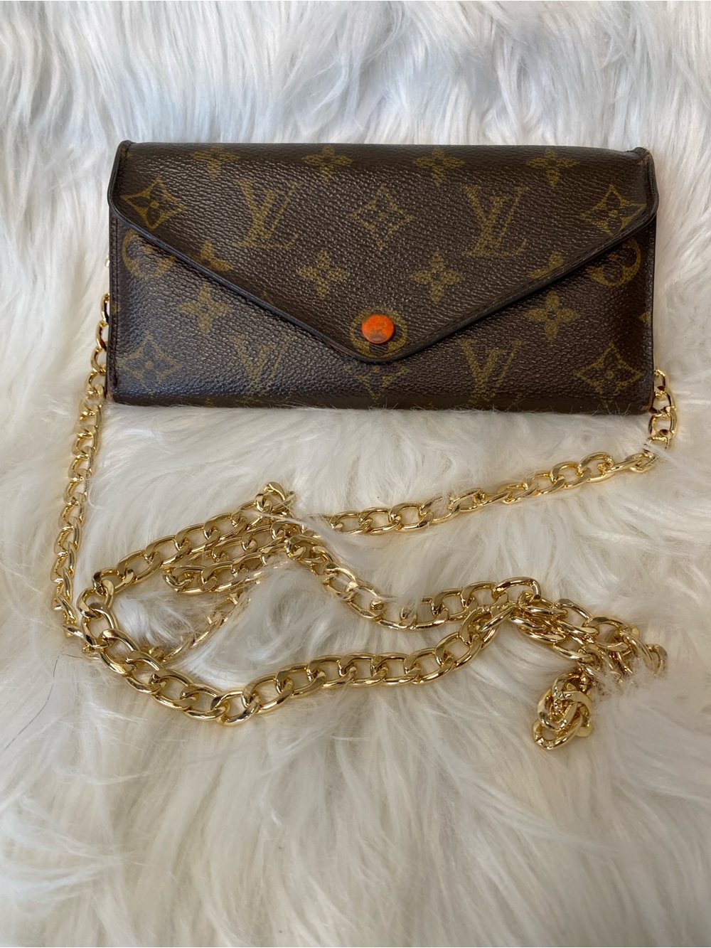 Louis Vuitton Authentic Josephine Monogram Canvas Wallet on Chain